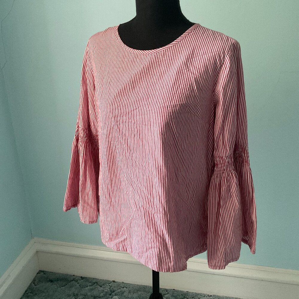 Solitaire White and Red Striped Western Flare Sleeve Small Blouse